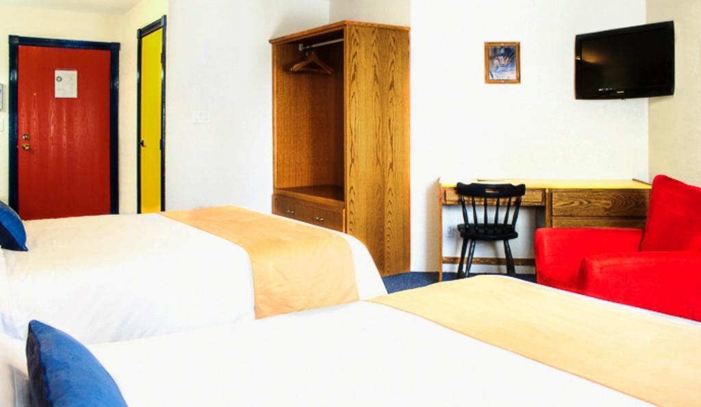 The Bulldog Hotel ซิลเวอร์สตาร์ ภายนอก รูปภาพ