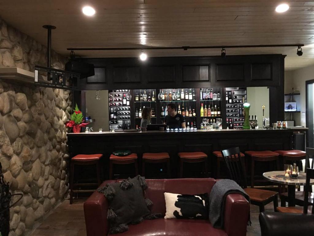 The Bulldog Hotel ซิลเวอร์สตาร์ ภายนอก รูปภาพ